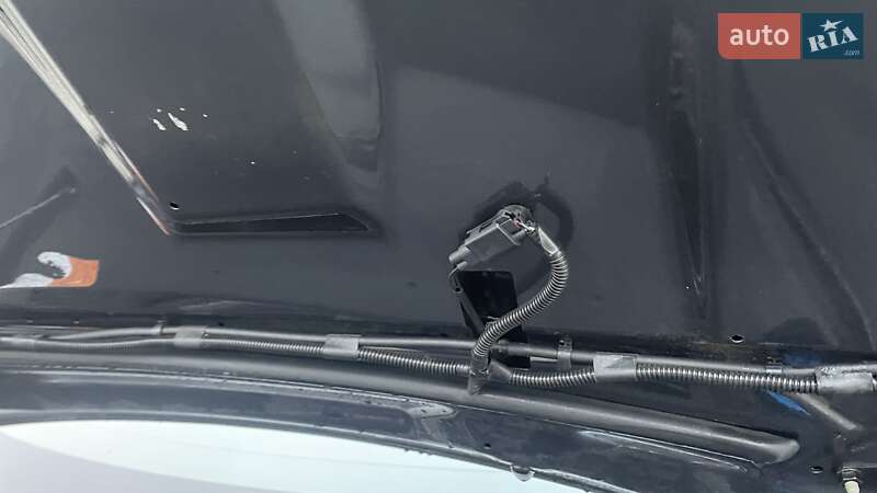 Лифтбек Tesla Model S 2018 в Киеве фото 54 Лифтбек Tesla Model S 2018 в Киеве