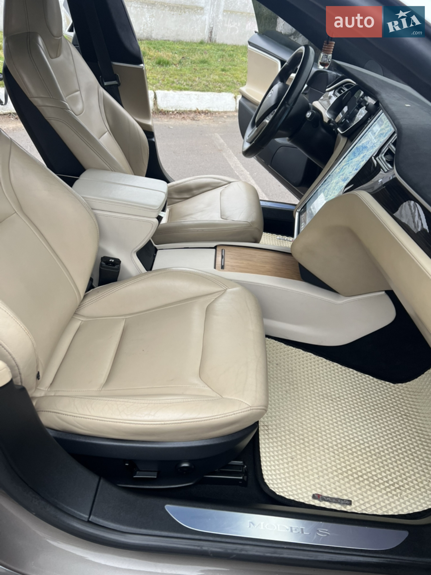 2015 Tesla Model S - мініатюра 10