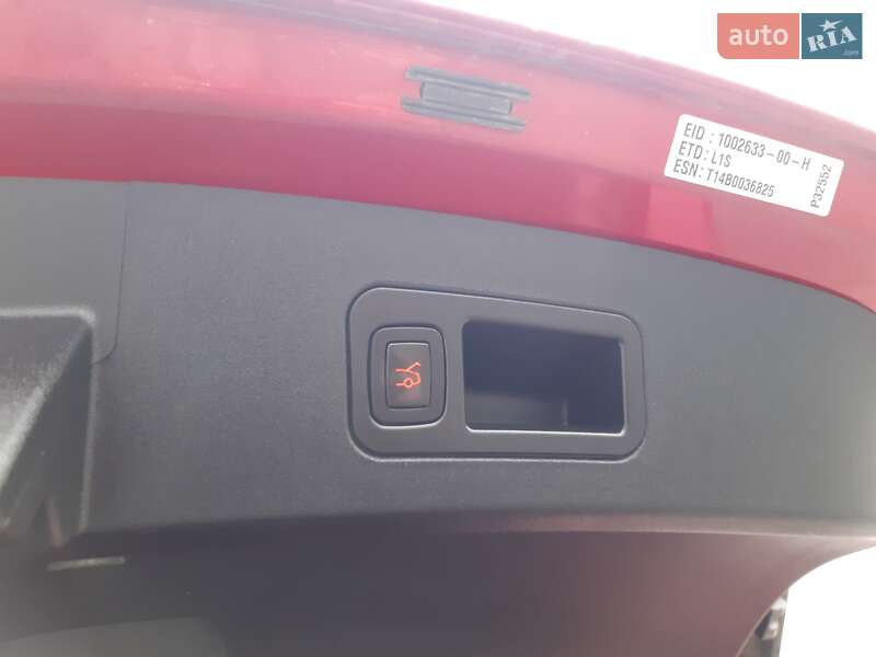 Лифтбек Tesla Model S 2014 в Ровно