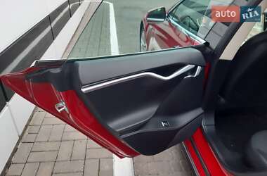 Лифтбек Tesla Model S 2014 в Ровно