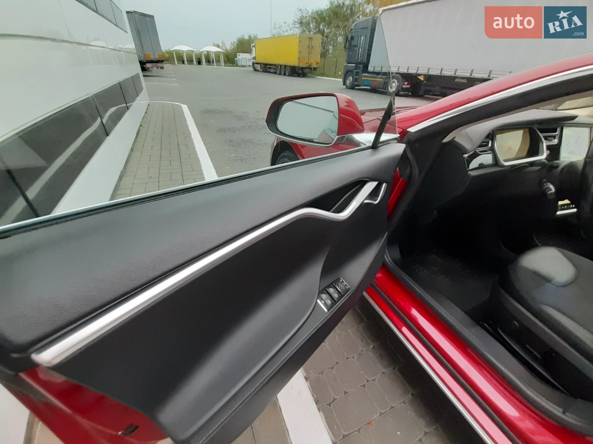 2014 Tesla Model S - мініатюра 41