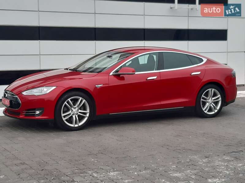 Лифтбек Tesla Model S 2014 в Ровно