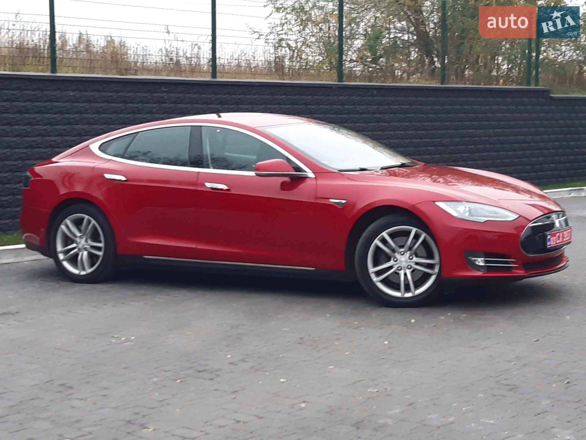2014 Tesla Model S - мініатюра 23
