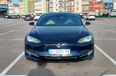 Ліфтбек Tesla Model S 2014 в Києві