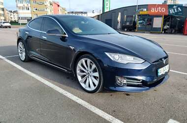 Лифтбек Tesla Model S 2014 в Киеве