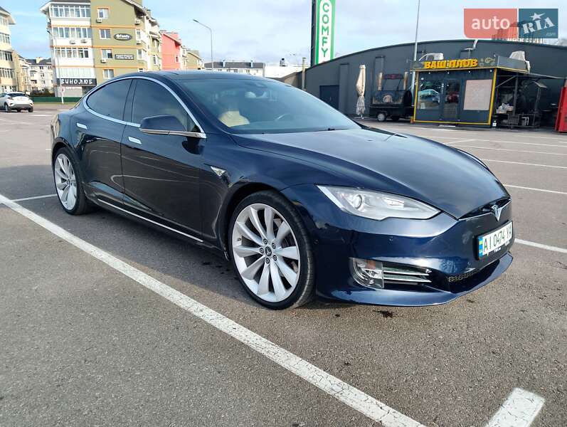 Лифтбек Tesla Model S 2014 в Киеве фото 3 Лифтбек Tesla Model S 2014 в Киеве