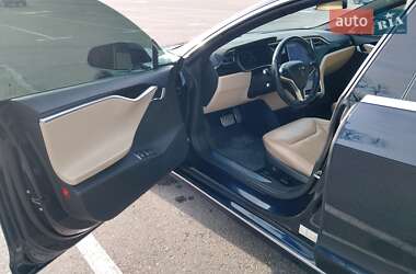 Ліфтбек Tesla Model S 2014 в Києві