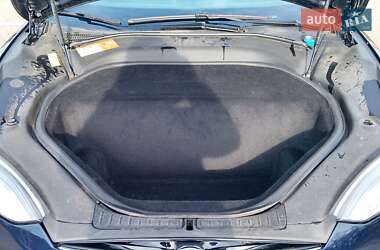 Ліфтбек Tesla Model S 2014 в Києві