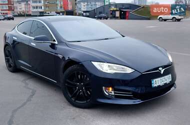 Лифтбек Tesla Model S 2014 в Киеве