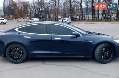 Ліфтбек Tesla Model S 2014 в Києві