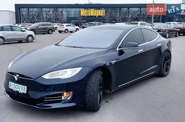 Ліфтбек Tesla Model S 2014 в Києві