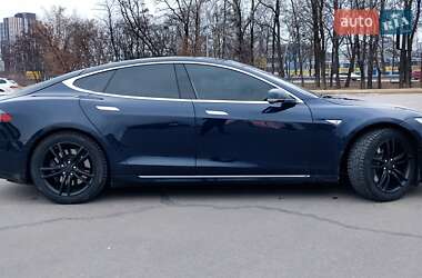 Ліфтбек Tesla Model S 2014 в Києві