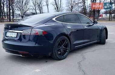 Ліфтбек Tesla Model S 2014 в Києві