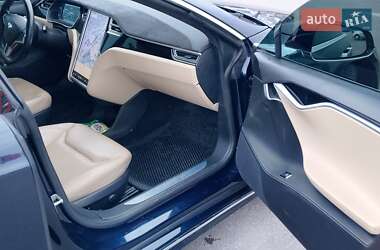 Лифтбек Tesla Model S 2014 в Киеве