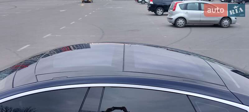 Ліфтбек Tesla Model S 2014 в Києві