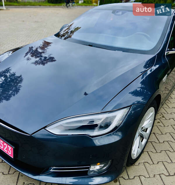 Лифтбек Tesla Model S 2016 в Луцке фото 26 Лифтбек Tesla Model S 2016 в Луцке