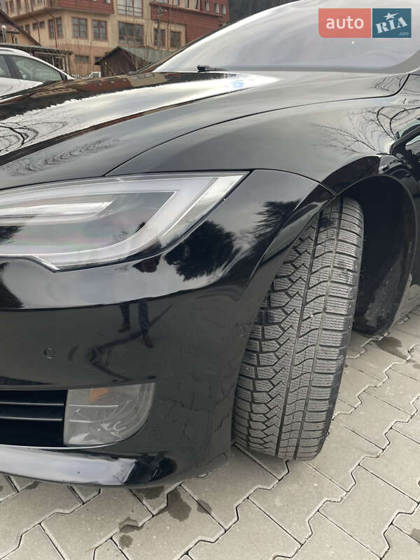 Лифтбек Tesla Model S 2016 в Яремче фото 21 Лифтбек Tesla Model S 2016 в Яремче