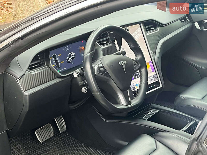 Лифтбек Tesla Model S 2019 в Киеве фото 18 Лифтбек Tesla Model S 2019 в Киеве