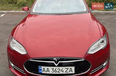 Лифтбек Tesla Model S 2013 в Киеве