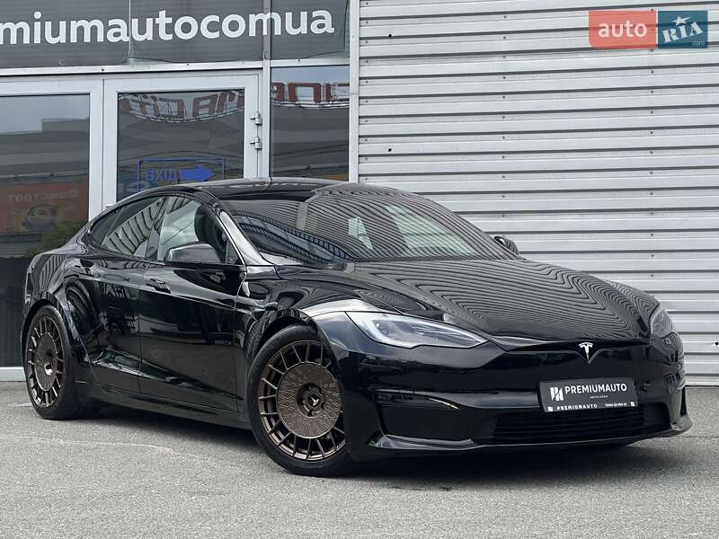 Лифтбек Tesla Model S 2023 в Киеве фото 3 Лифтбек Tesla Model S 2023 в Киеве
