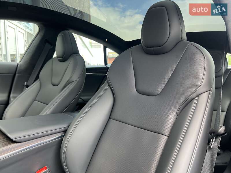 Лифтбек Tesla Model S 2023 в Киеве фото 17 Лифтбек Tesla Model S 2023 в Киеве