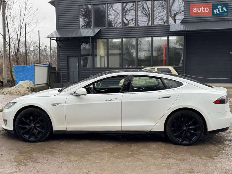 Лифтбек Tesla Model S 2014 в Львове фото 8 Лифтбек Tesla Model S 2014 в Львове