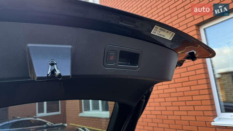 Лифтбек Tesla Model S 2013 в Виннице фото 13 Лифтбек Tesla Model S 2013 в Виннице