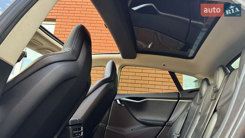 Лифтбек Tesla Model S 2013 в Виннице фото 35 Лифтбек Tesla Model S 2013 в Виннице