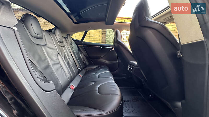 Лифтбек Tesla Model S 2013 в Виннице фото 38 Лифтбек Tesla Model S 2013 в Виннице