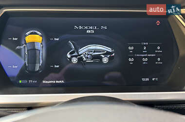 Лифтбек Tesla Model S 2013 в Виннице