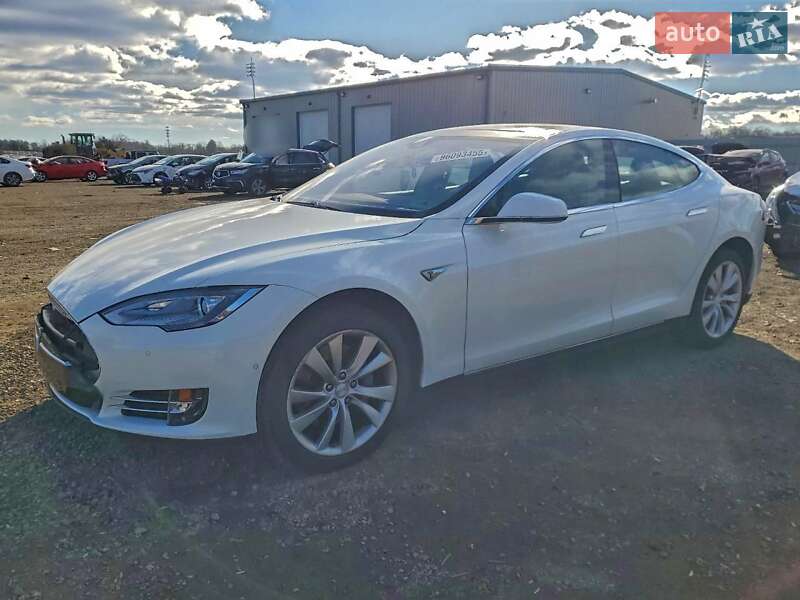 Tesla Model S 2015 Tesla Model S 2015