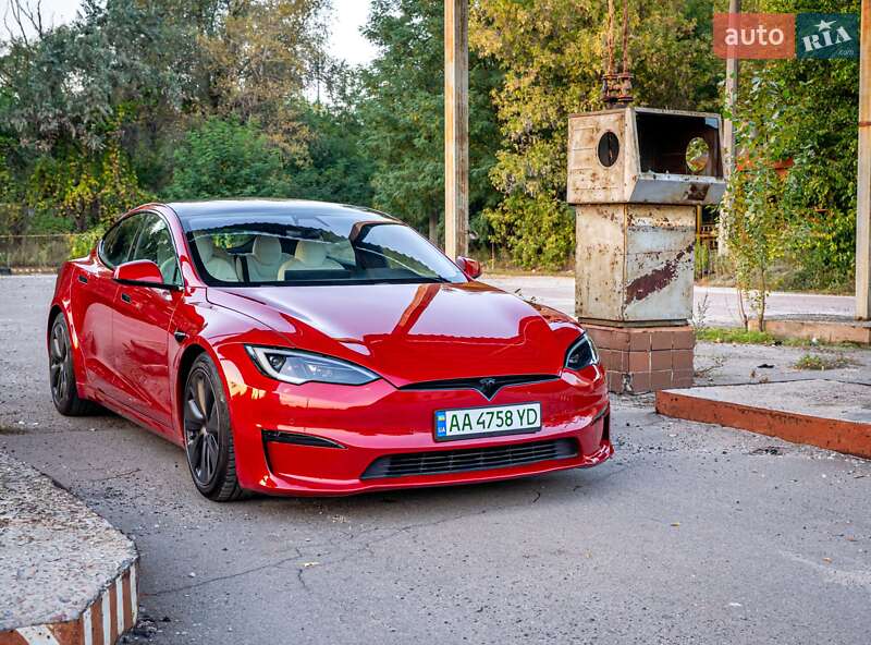 Лифтбек Tesla Model S 2022 в Киеве фото 7 Лифтбек Tesla Model S 2022 в Киеве