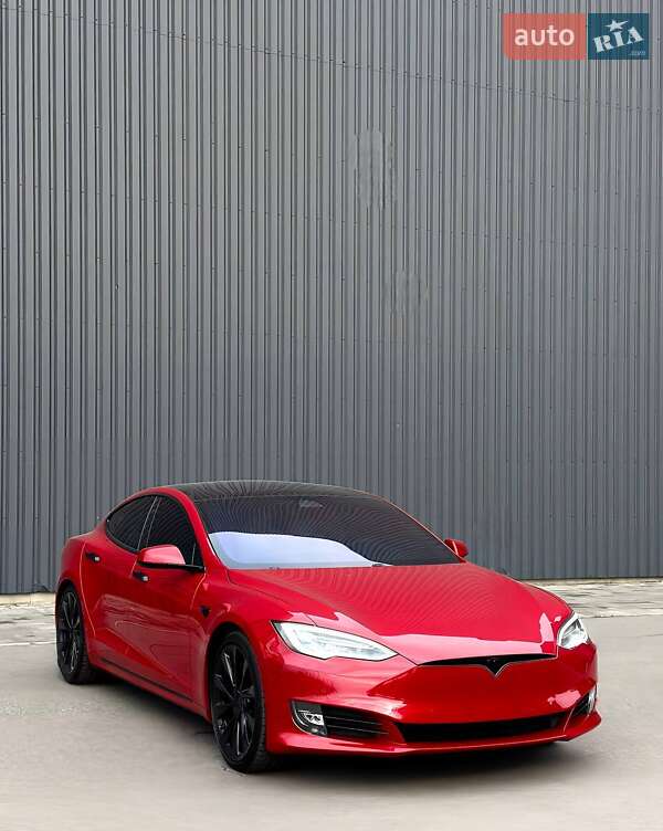 Лифтбек Tesla Model S 2020 в Харькове