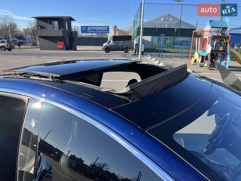 Лифтбек Tesla Model S 2017 в Киеве