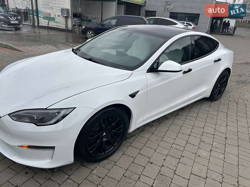Ліфтбек Tesla Model S 2022 в Івано-Франківську