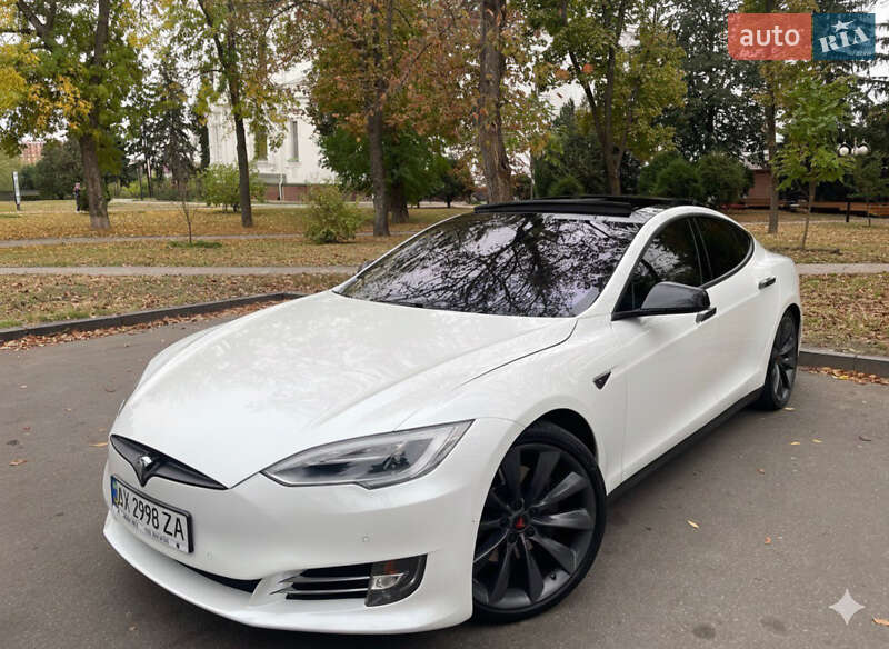 Tesla Model S 2012 Tesla Model S 2012