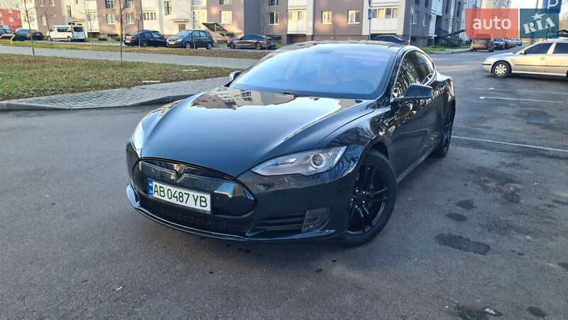 Лифтбек Tesla Model S 2013 в Виннице фото 2 Лифтбек Tesla Model S 2013 в Виннице