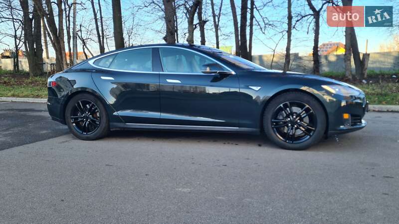 Лифтбек Tesla Model S 2013 в Виннице фото 16 Лифтбек Tesla Model S 2013 в Виннице