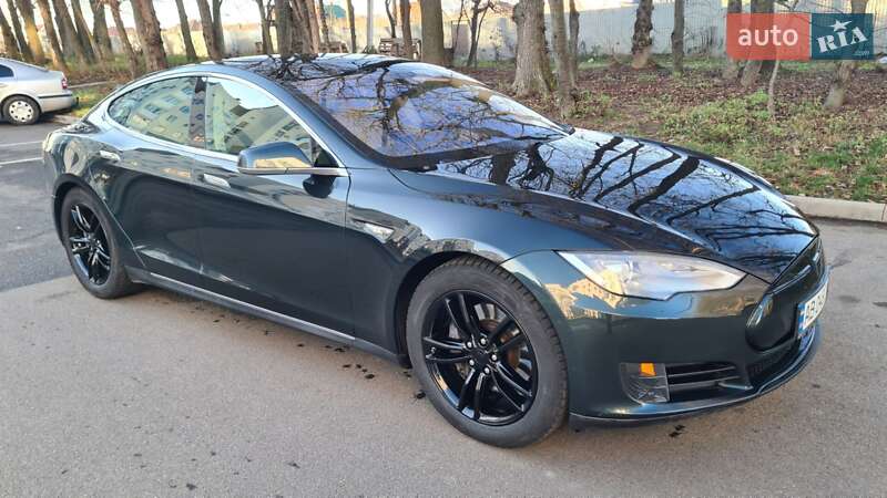 Лифтбек Tesla Model S 2013 в Виннице фото 18 Лифтбек Tesla Model S 2013 в Виннице