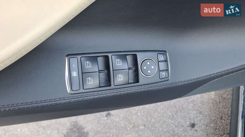 Лифтбек Tesla Model S 2013 в Виннице фото 26 Лифтбек Tesla Model S 2013 в Виннице