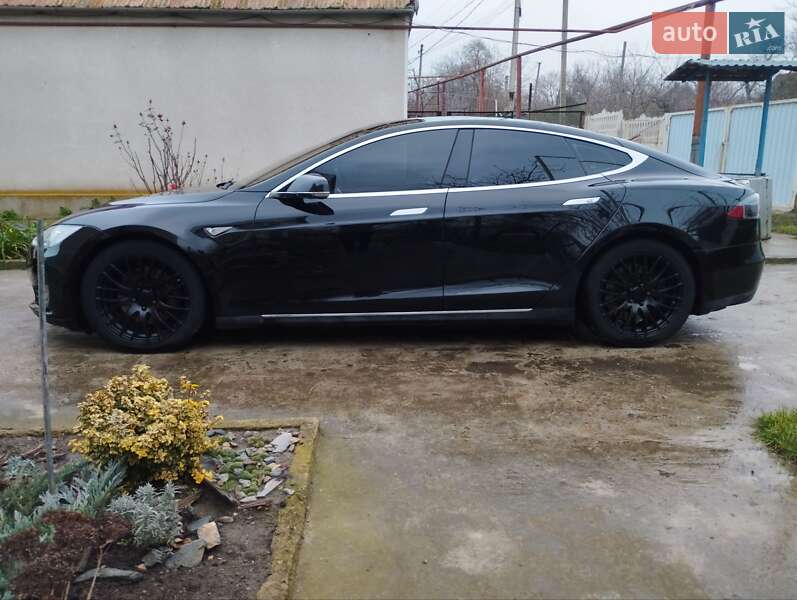 Лифтбек Tesla Model S 2015 в Кривом Роге фото 7 Лифтбек Tesla Model S 2015 в Кривом Роге