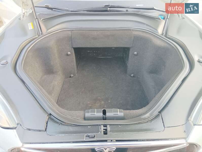 Лифтбек Tesla Model S 2014 в Днепре