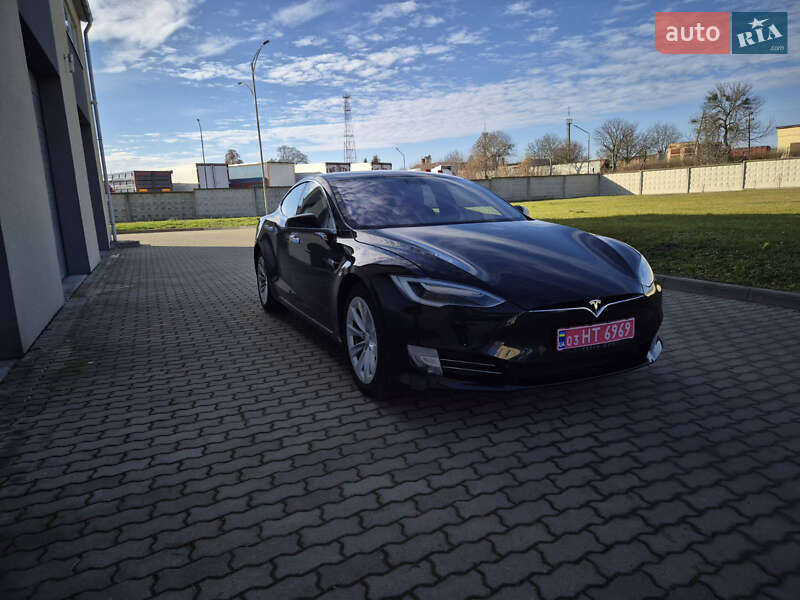 Лифтбек Tesla Model S 2017 в Радехове фото 5 Лифтбек Tesla Model S 2017 в Радехове