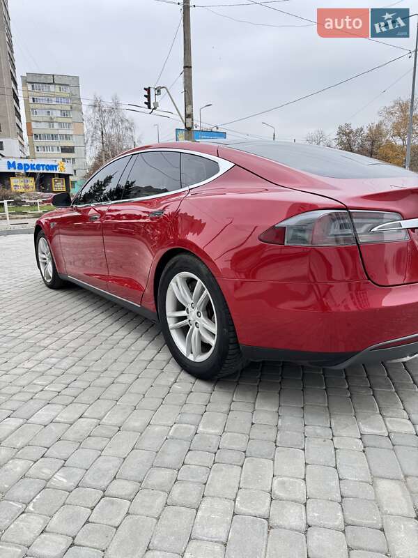 Лифтбек Tesla Model S 2014 в Полтаве фото 6 Лифтбек Tesla Model S 2014 в Полтаве