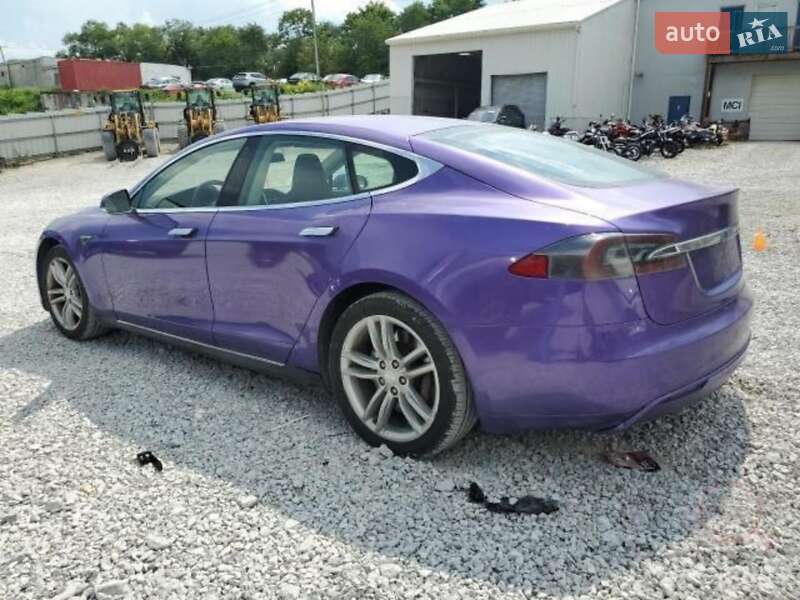 Лифтбек Tesla Model S 2013 в Одессе