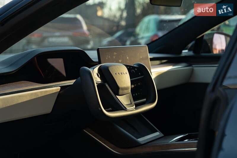 Лифтбек Tesla Model S 2021 в Черновцах фото 19 Лифтбек Tesla Model S 2021 в Черновцах