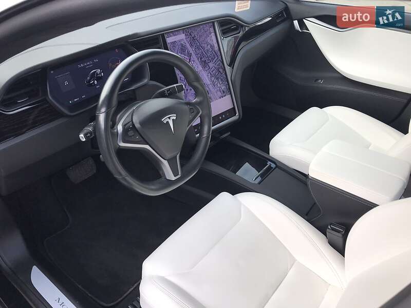 Лифтбек Tesla Model S 2019 в Одессе