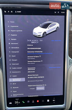 Лифтбек Tesla Model S 2016 в Самборе