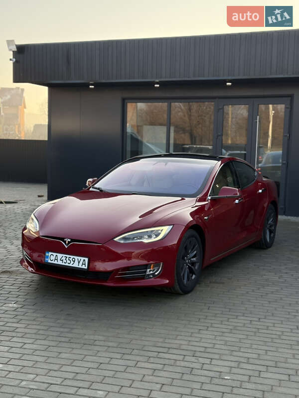 Tesla Model S 2017