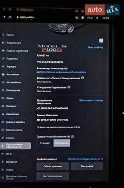 Лифтбек Tesla Model S 2018 в Вышгороде